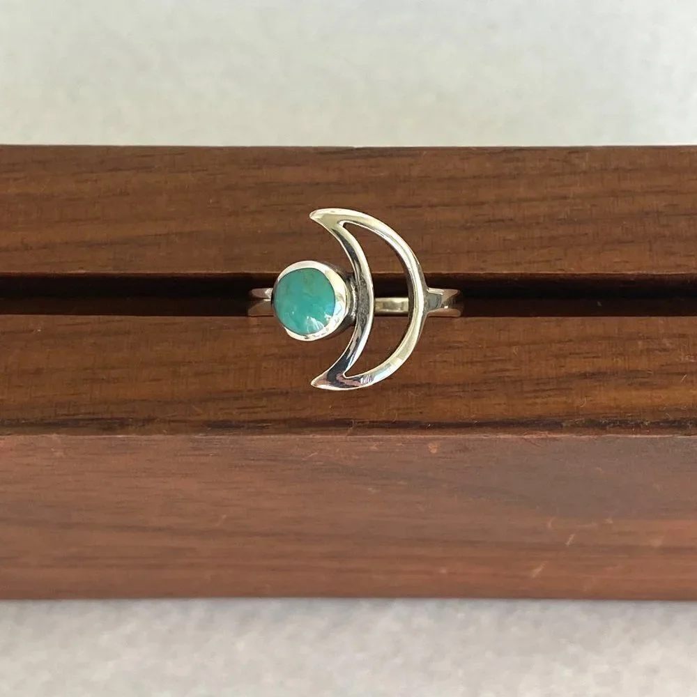 Sterling Silver 925 Thai Crescent Moon Round Turquoise Celestial Ring Sz 6.5 NEW